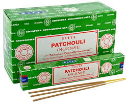 Rectangular Satya patchouli incense box set, green packaging with red label