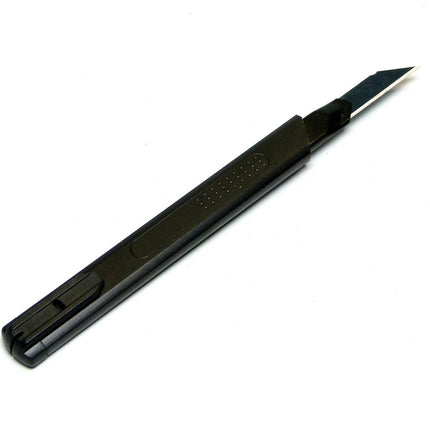 9mm utility craft knife, black handle with textured grip and exposed blade