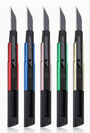 Utility craft knife set with 9mm blades, black handles and colored sliders