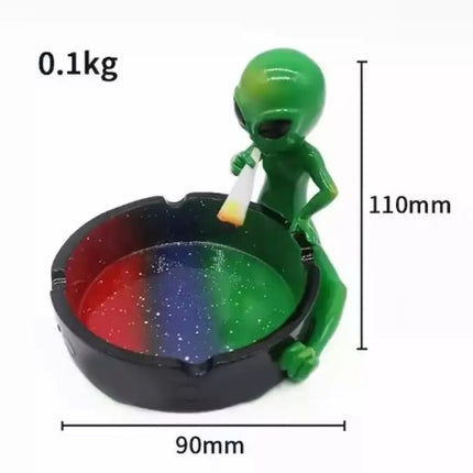 Green alien ashtray, size 90mm x 110mm; 0.1kg
